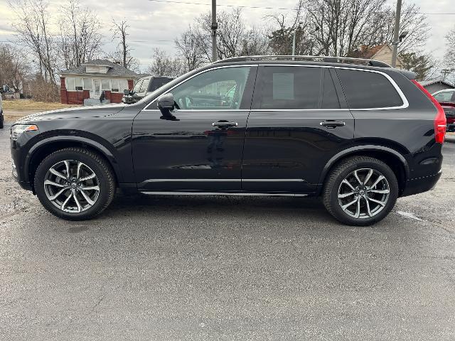 2017 Volvo XC90 T6 Momentum