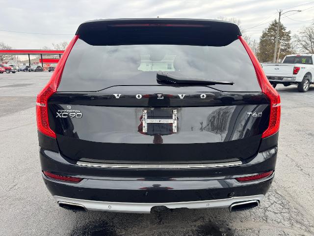 2017 Volvo XC90 T6 Momentum