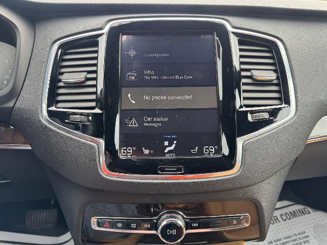 2017 Volvo XC90 T6 Momentum