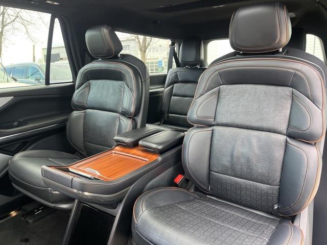 2025 Lincoln Navigator Black Label L
