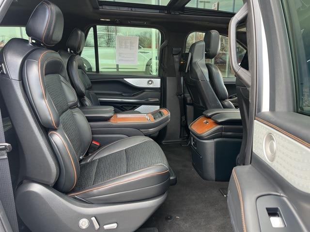 2025 Lincoln Navigator Black Label L