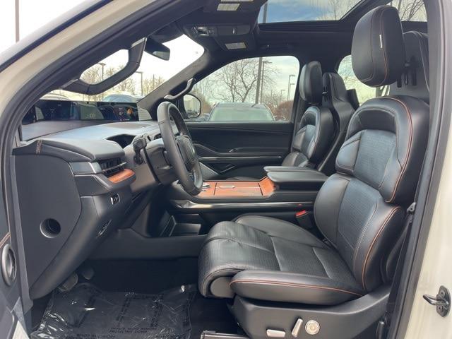 2025 Lincoln Navigator Black Label L