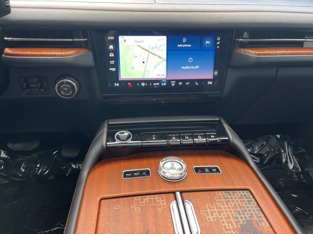 2025 Lincoln Navigator Black Label L