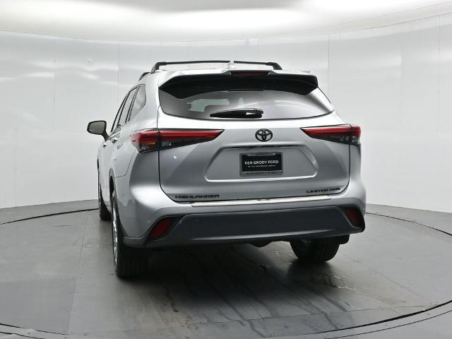 2022 Toyota Highlander Limited