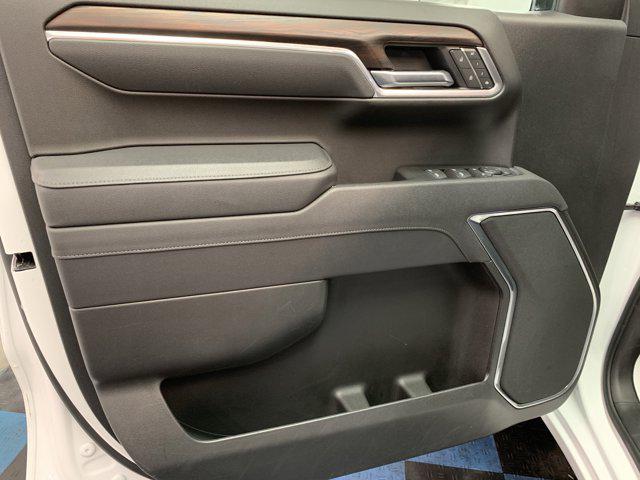 2025 GMC Sierra 1500 4WD Crew Cab Short Box SLT