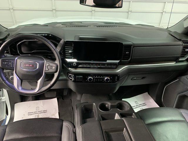 2025 GMC Sierra 1500 4WD Crew Cab Short Box SLT