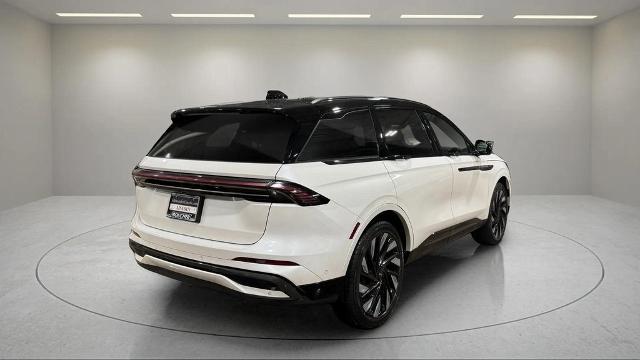 2024 Lincoln Nautilus Reserve