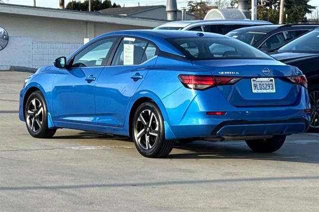 2024 Nissan Sentra SV Xtronic CVT