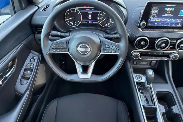 2024 Nissan Sentra SV Xtronic CVT