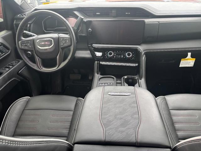 2025 GMC Sierra 2500HD 4WD Crew Cab Standard Bed AT4X