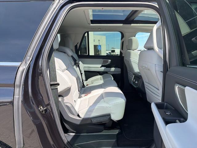 2025 Ford Expedition Platinum MAX