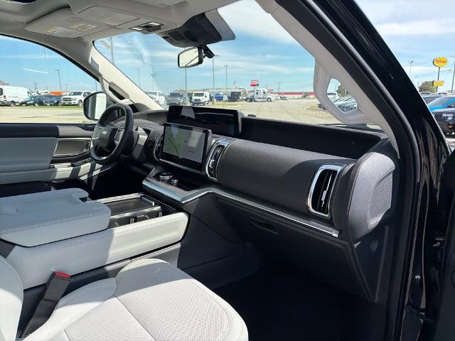 2025 Ford Expedition Platinum MAX