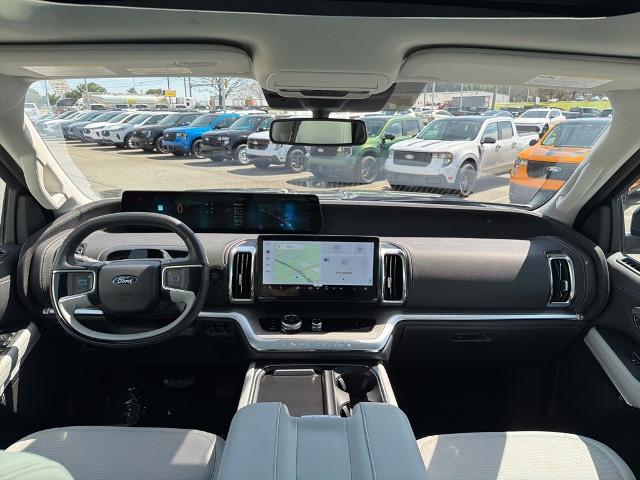 2025 Ford Expedition Platinum MAX