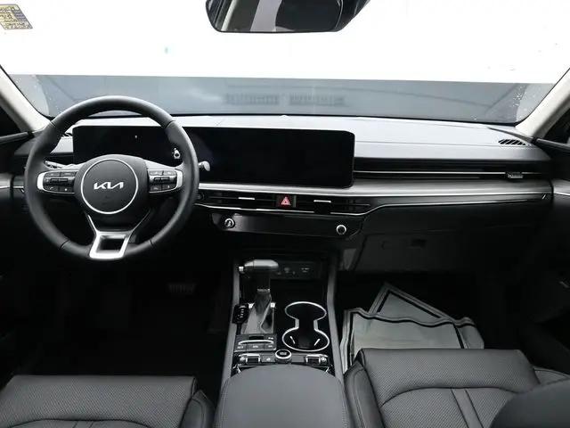 2026 Kia K5 EX
