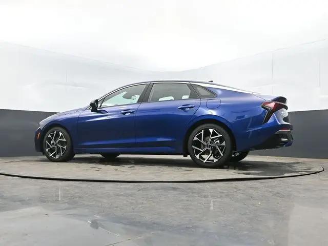 2026 Kia K5 EX
