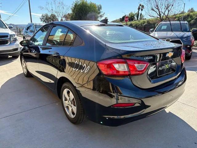 2018 Chevrolet Cruze LS Auto