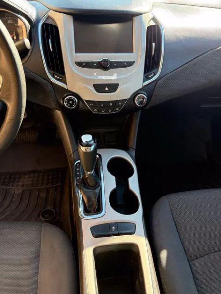 2018 Chevrolet Cruze LS Auto
