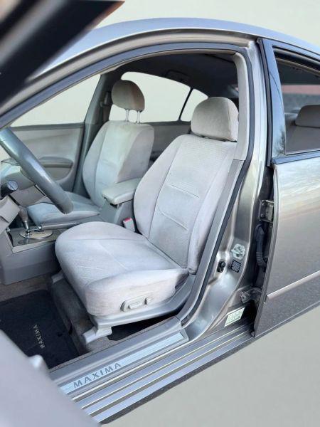 2004 Nissan Maxima 3.5 SE