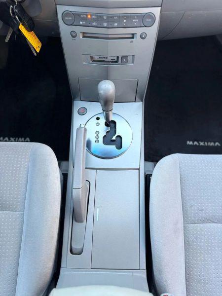 2004 Nissan Maxima 3.5 SE