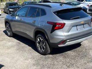 2025 Chevrolet Trax FWD LT