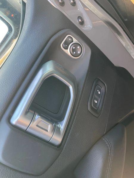 2020 Jeep Wrangler Sahara Altitude 4X4