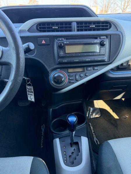 2012 Toyota Prius c Four