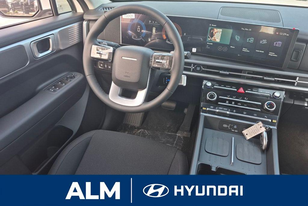 New 2026 White HYUNDAI SE image 24