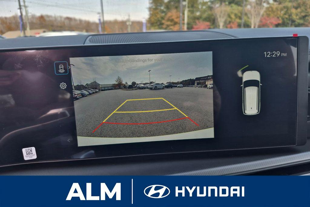 New 2026 White HYUNDAI SE image 25