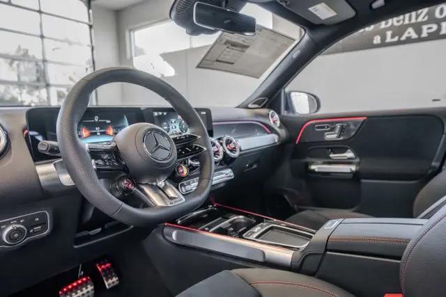2026 Mercedes-Benz GLB 4MATIC