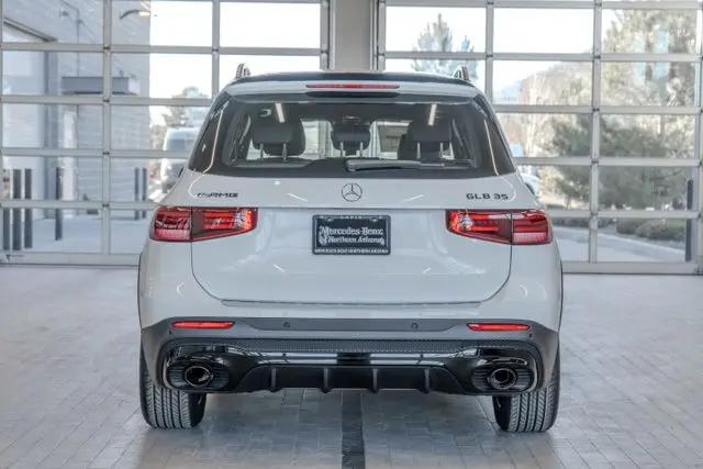 2026 Mercedes-Benz GLB 4MATIC