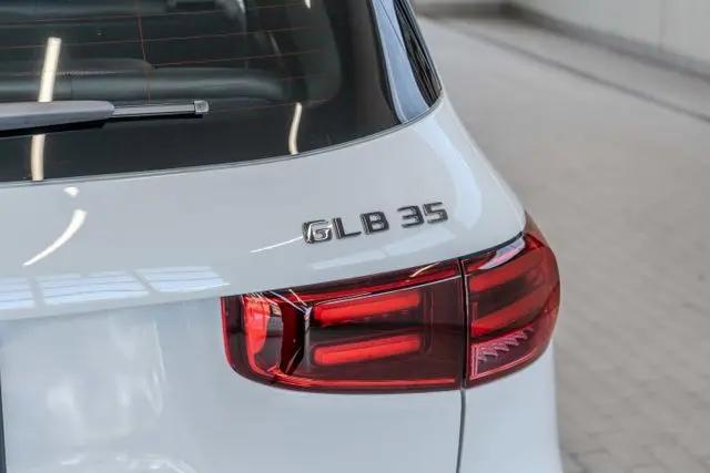 2026 Mercedes-Benz GLB 4MATIC