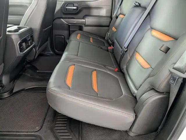 2021 GMC Sierra 1500 4WD Crew Cab Short Box AT4