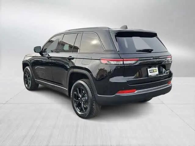 2026 Jeep Grand Cherokee Altitude 4x4