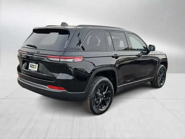2026 Jeep Grand Cherokee Altitude 4x4