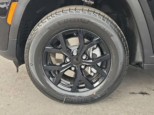 2026 Jeep Grand Cherokee Altitude 4x4