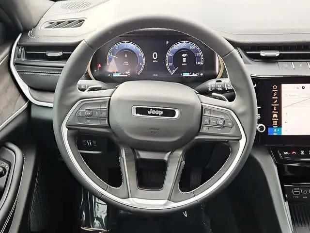 2026 Jeep Grand Cherokee Altitude 4x4