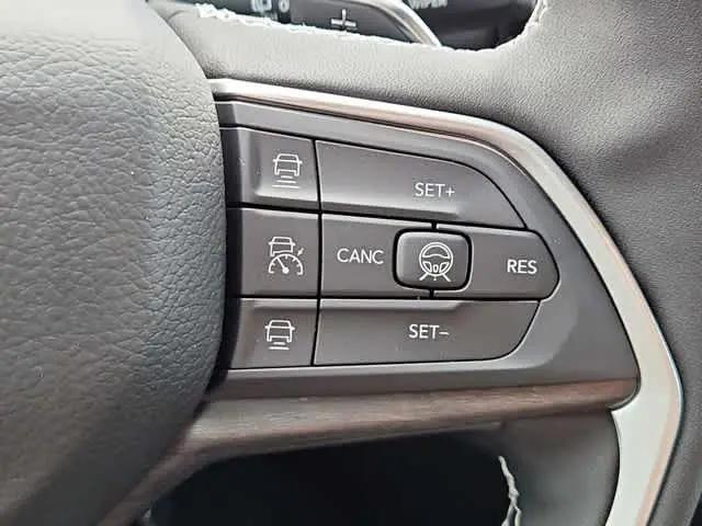 2026 Jeep Grand Cherokee Altitude 4x4