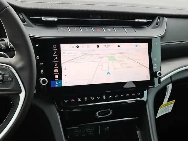 2026 Jeep Grand Cherokee Altitude 4x4
