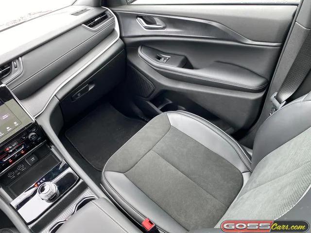 2025 Jeep Grand Cherokee L Altitude X 4x4