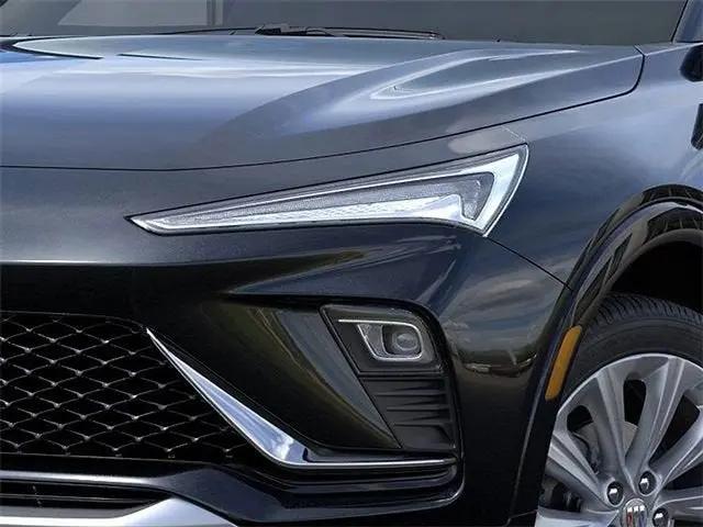 2026 Buick NV Avenir FWD