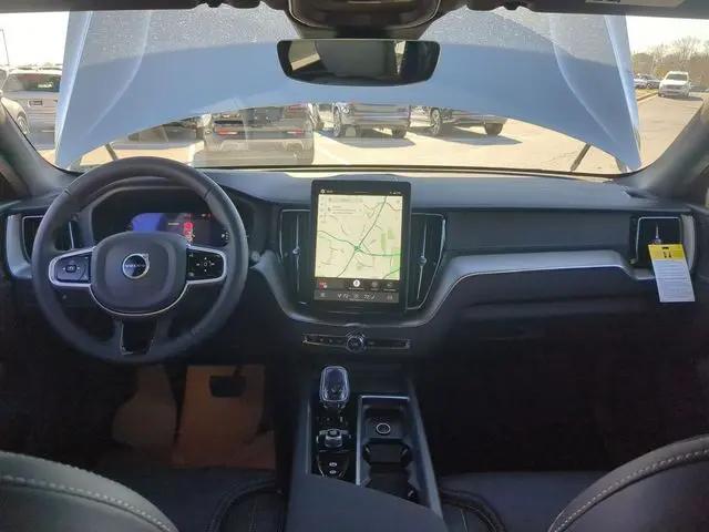 2026 Volvo XC60 Plug-In Hybrid Black Edition Ultra, T8 AWD Electric/Gasoline, Dark