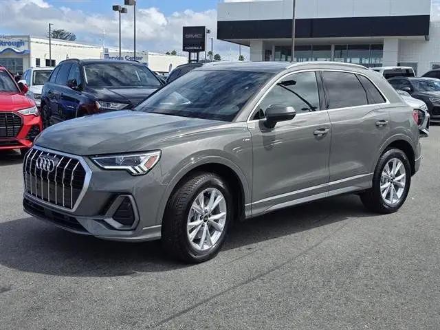 2025 Audi Q3 Premium 45 TFSI S line quattro Tiptronic