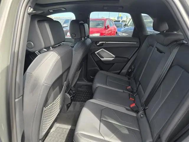 2025 Audi Q3 Premium 45 TFSI S line quattro Tiptronic