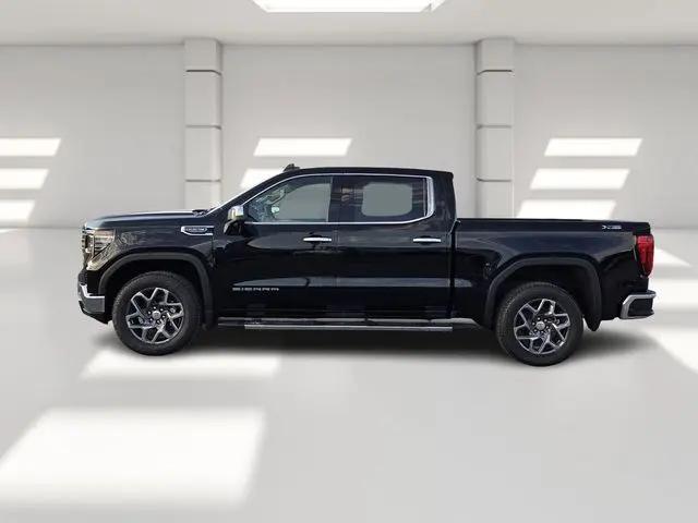2026 GMC Sierra 1500 Crew Cab, Short Bed, SLT, 4WD