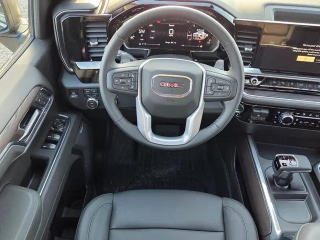 2026 GMC Sierra 1500 Crew Cab, Short Bed, SLT, 4WD