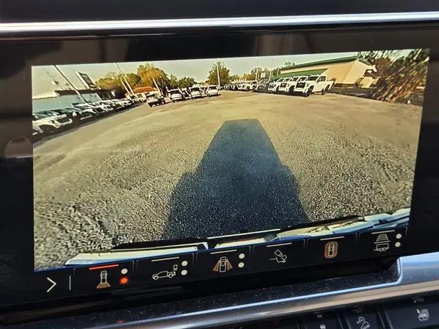 2026 GMC Sierra 1500 Crew Cab, Short Bed, SLT, 4WD