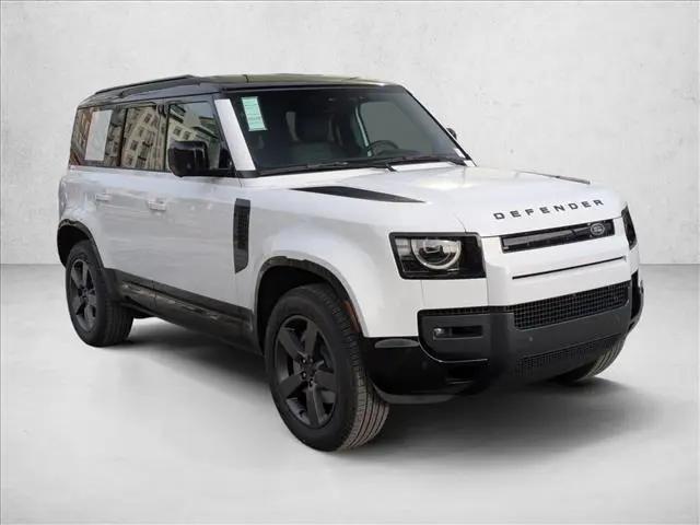 2026 Land Rover Defender P400 X-Dynamic SE