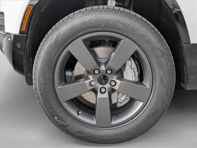 2026 Land Rover Defender P400 X-Dynamic SE