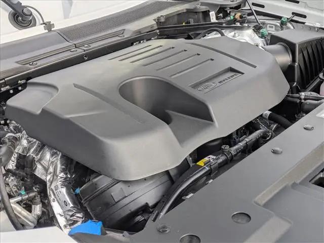 2026 Land Rover Defender P400 X-Dynamic SE