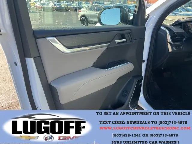 2026 GMC Acadia Elevation FWD
